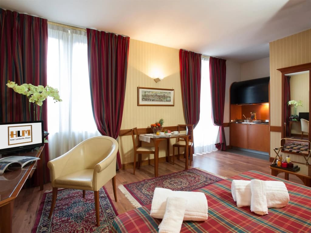 Hotel Lombardia - photo 31