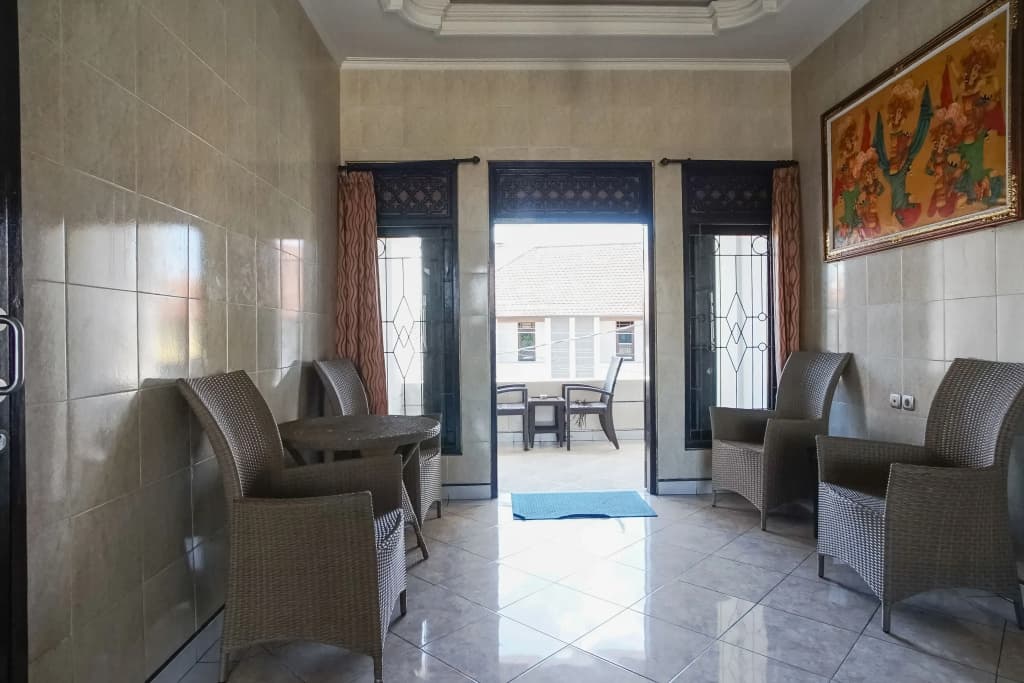 Denays Guest House Jimbaran By Zuzu - photo 13