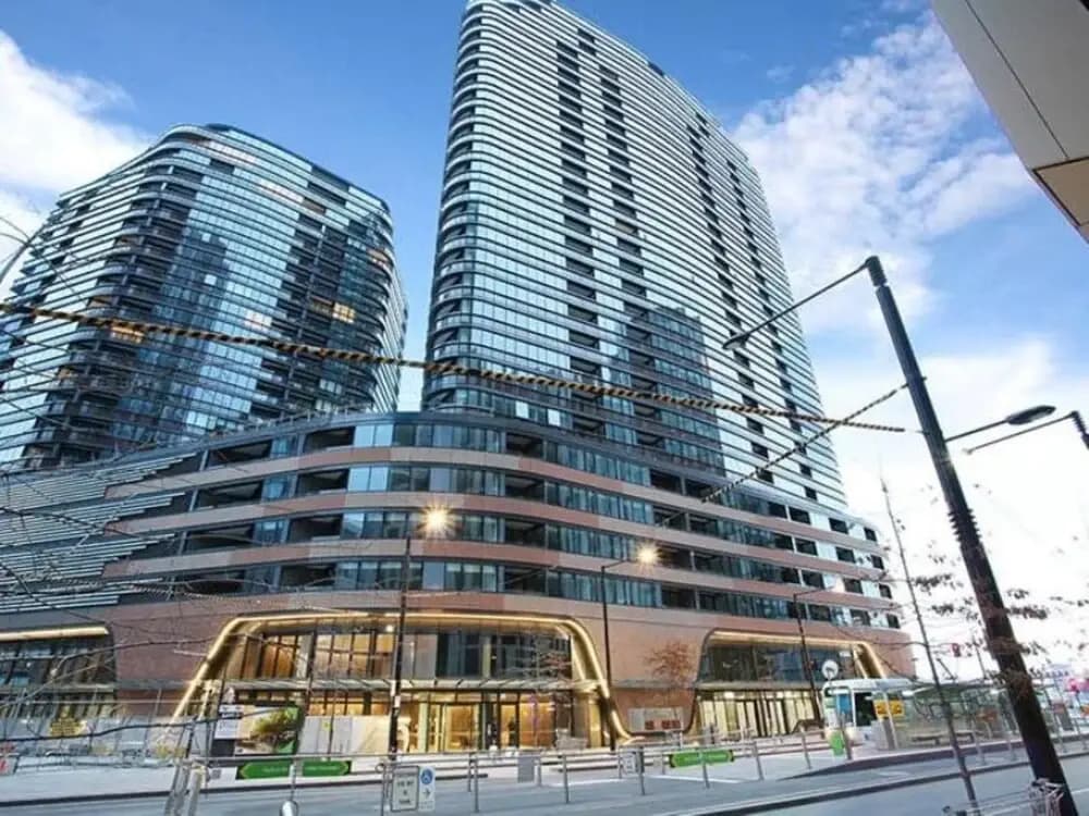 Southbank Platinum Apartments-2005 - main photo