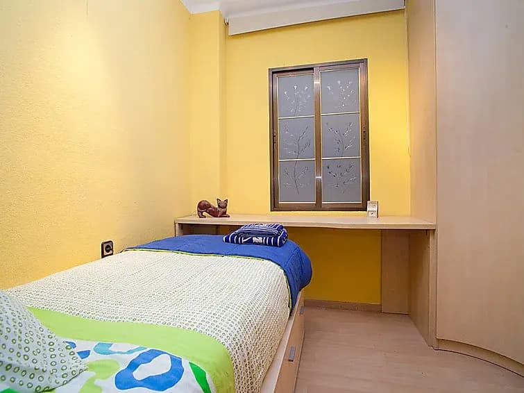 Sants-Montjuic Rambla Badal - Four Bedroom - photo 1