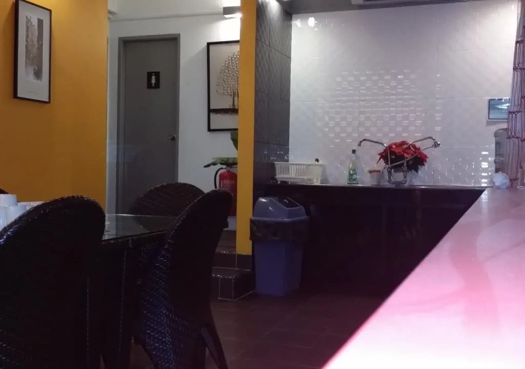 Bunker Inn - photo 11