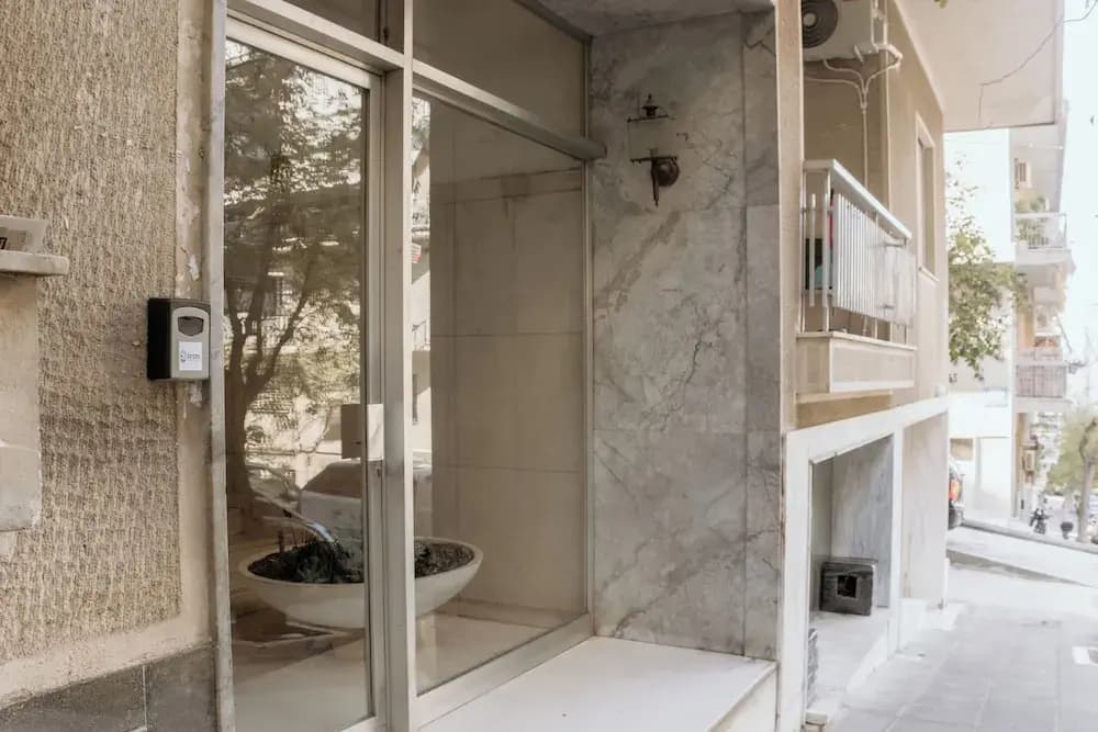 Classy & Modern Apt in Pagrati - Athens - photo 12