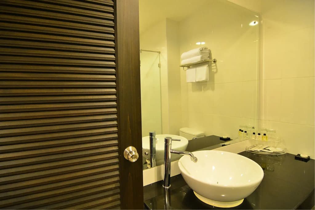 The 93 Hotel - photo 8