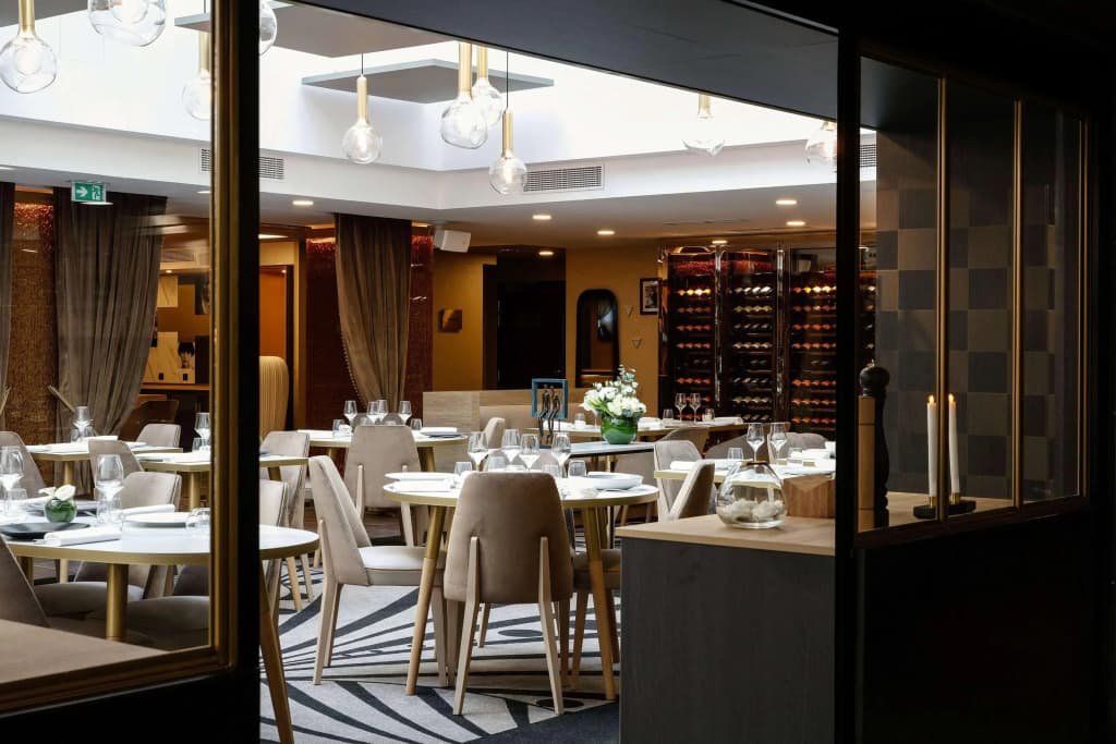 Niepce Paris Hotel, Curio Collection by Hilton - photo 16