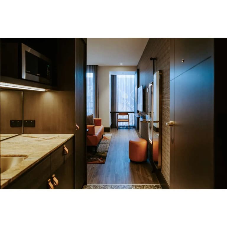 The Motley Hotel Richmond, Tapestry Collection by Hilton - photo 34