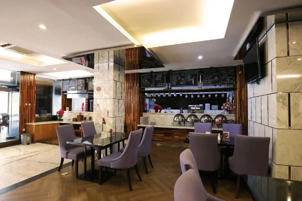 Hotel Melawai 2 - photo 22