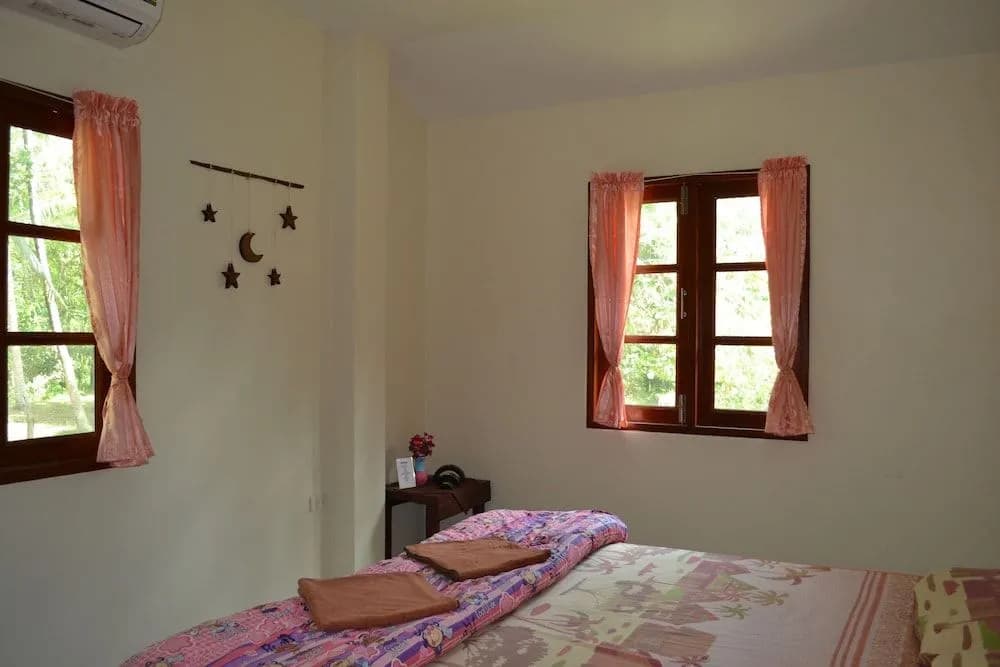 Sangob Bungalow - main photo