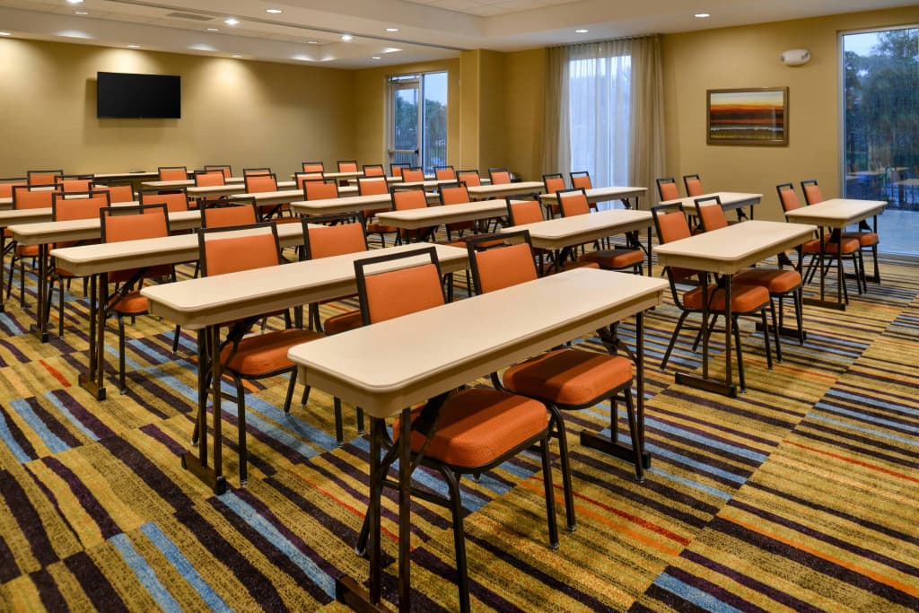 Fairfield Inn & Suites by Marriott Orlando East/UCF Area - photo 20