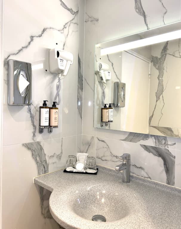 Hotel De Varenne - photo 45