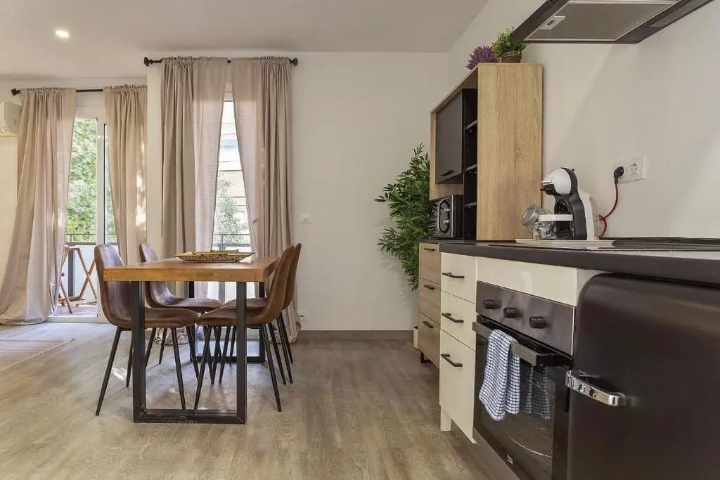 The White Flats Les Corts - photo 16