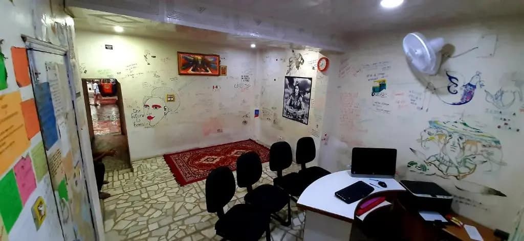 Comfort Stay Hostel - photo 7