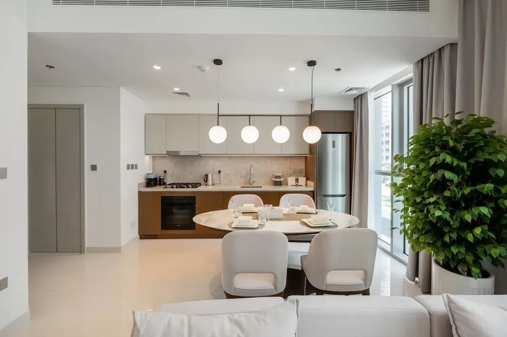 Chic 1BR in Emaar Beachfront - photo 17