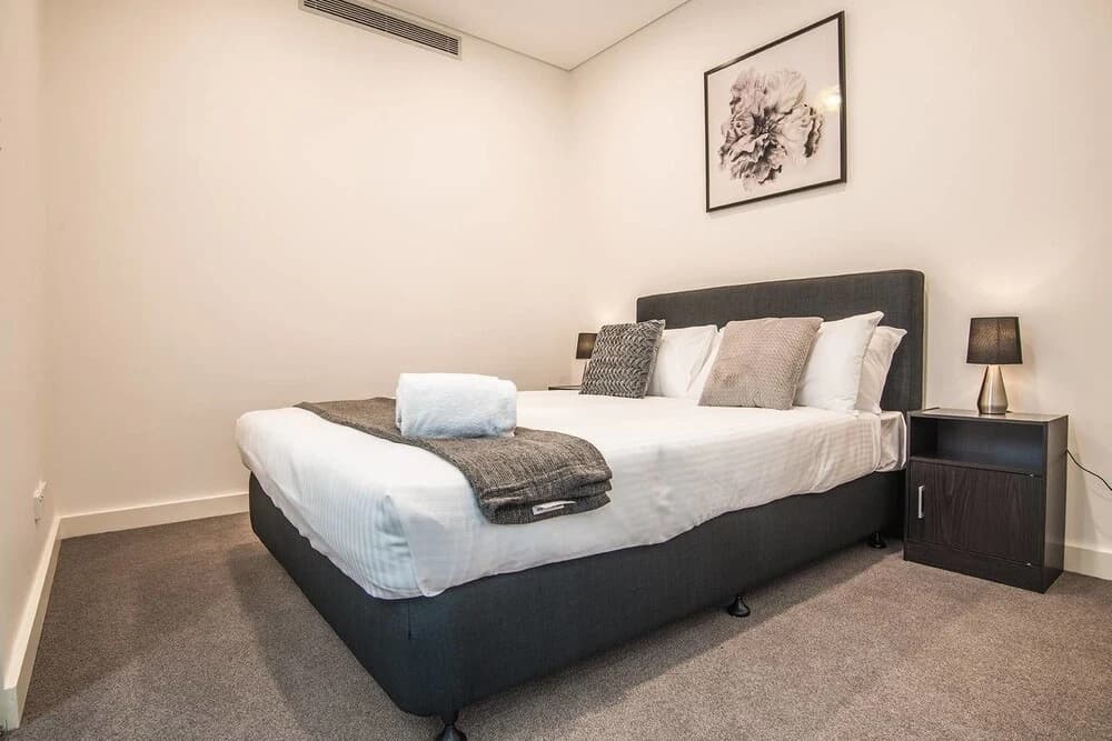Cozy Studio Near Eastvilliage Shopping Center - photo 2