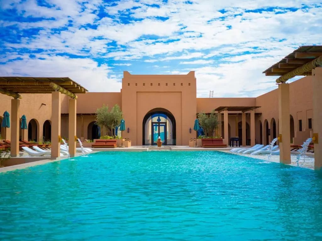 Bab Al Nojoum Bateen Liwa Resort - photo 11