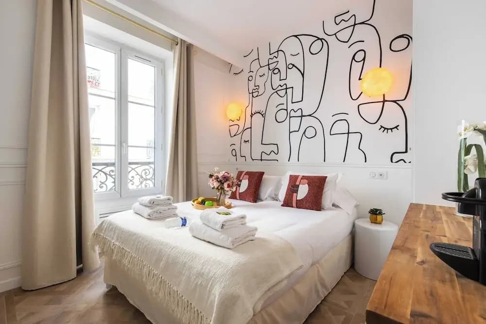 Peaceful Room for 2 People - Sacre-coeur - photo 1