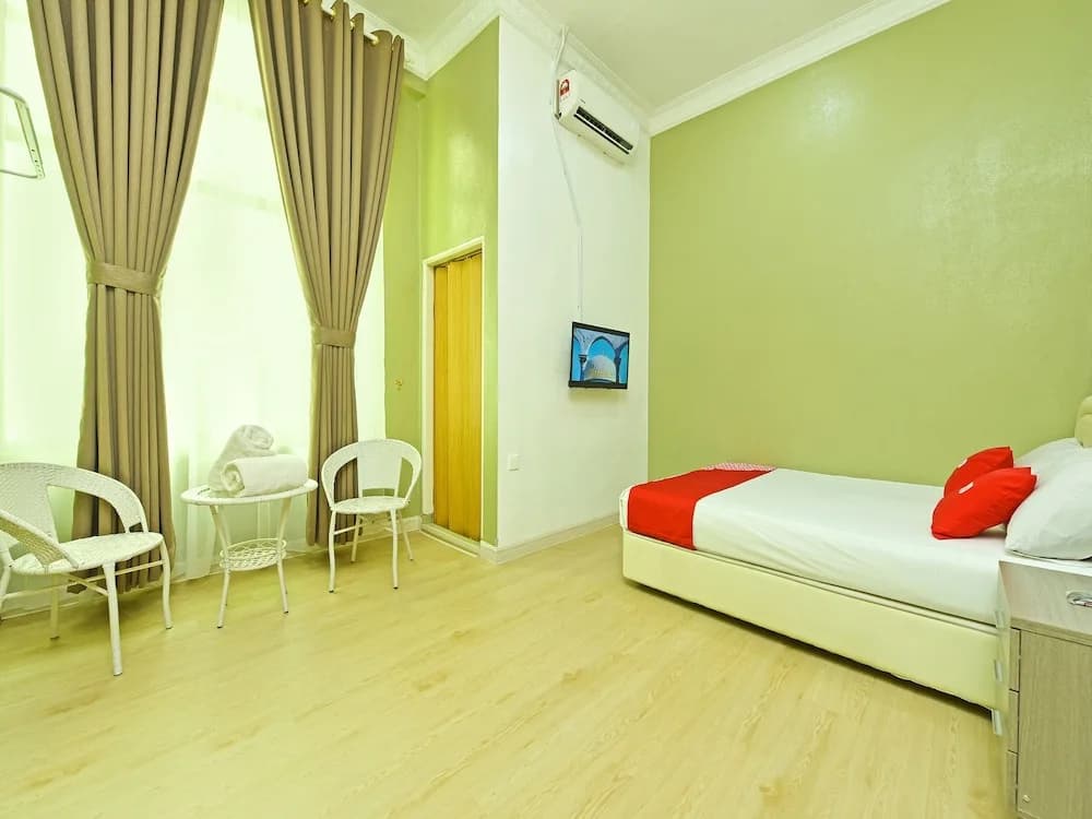 Oyo 90639 Hotel Azimah - photo 5
