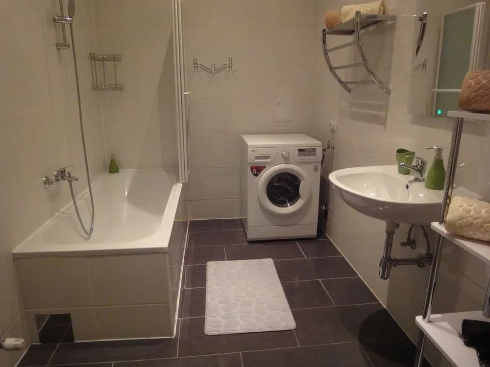 Four Seasons Apartment - photo 6