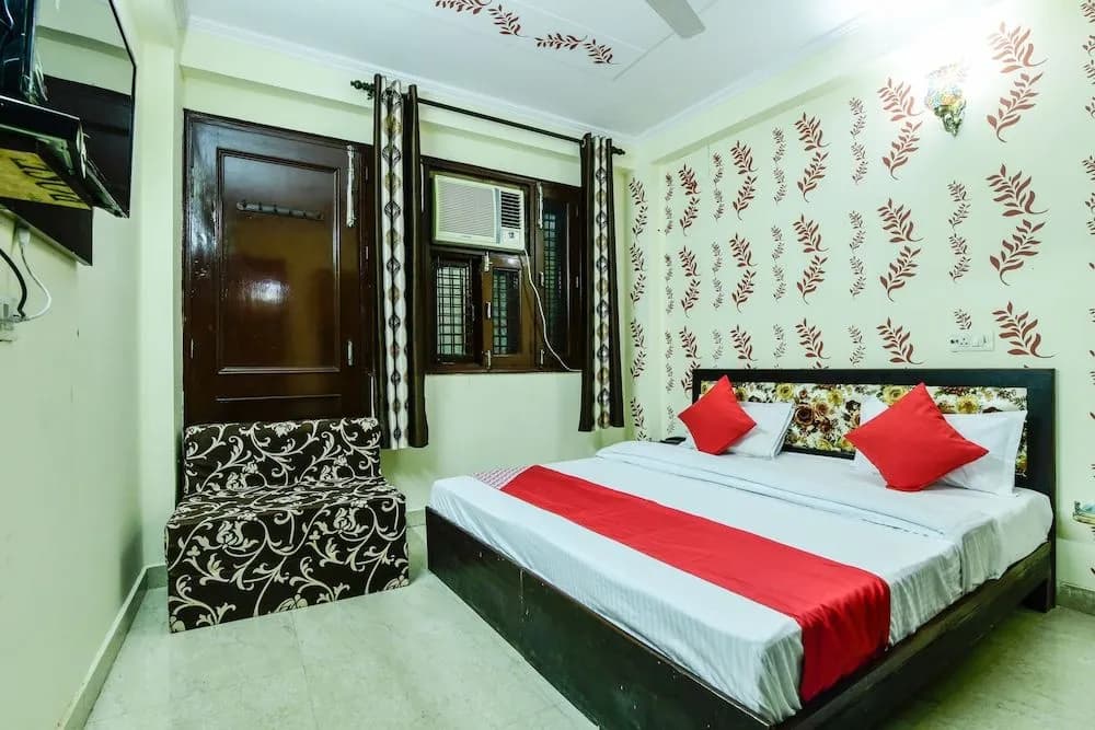 OYO 24298 KP Hotel - photo 7