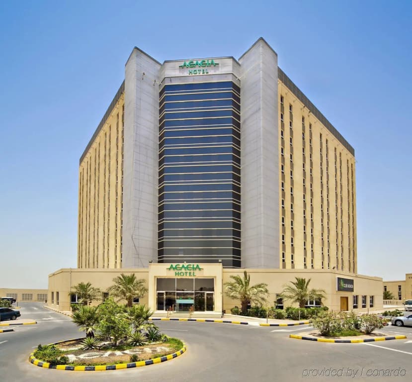 BM Acacia Hotel and Apartments - photo 1