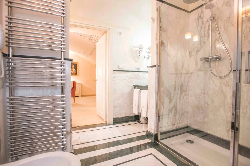 Golden Tower Hotel & Spa - photo 8