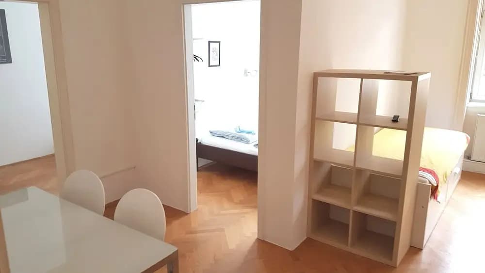 Sobieski Donaukanal Apartments - photo 6