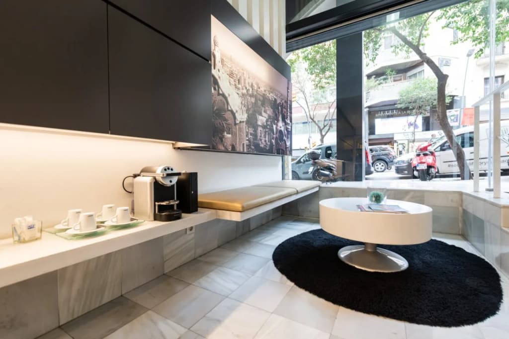 Atenea Rekord Suites Barcelona - photo 17