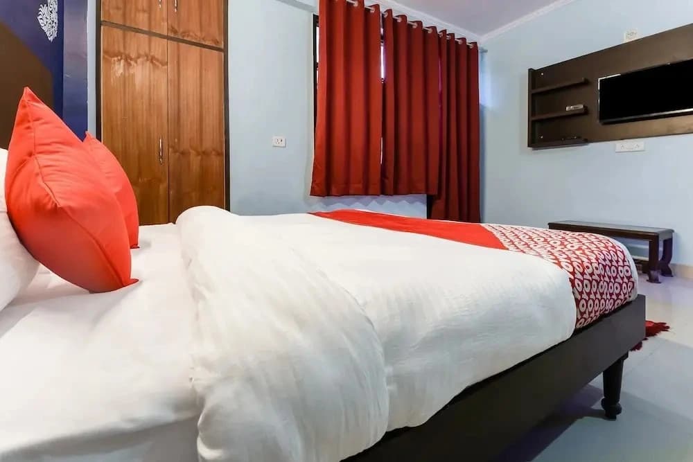 OYO Flagship 30504 P.R Residency - photo 4