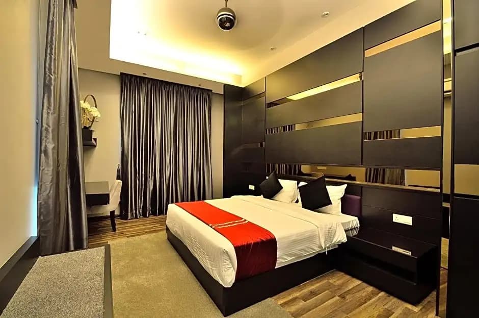 Violet Luxury Service Villa - photo 5