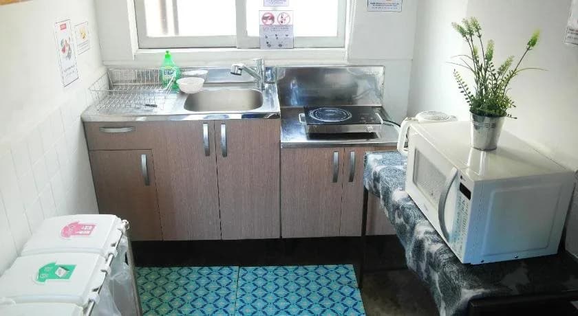 Eid Muslim Friendly Guesthouse - photo 19