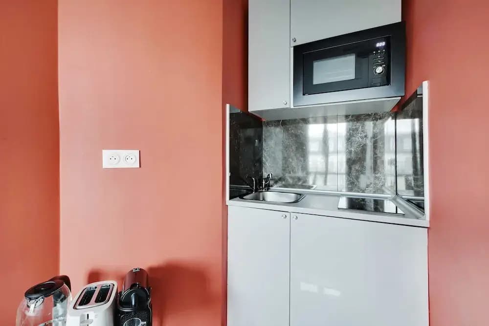 Comfortable Studio - 2P - Canal Saint-martin - photo 9