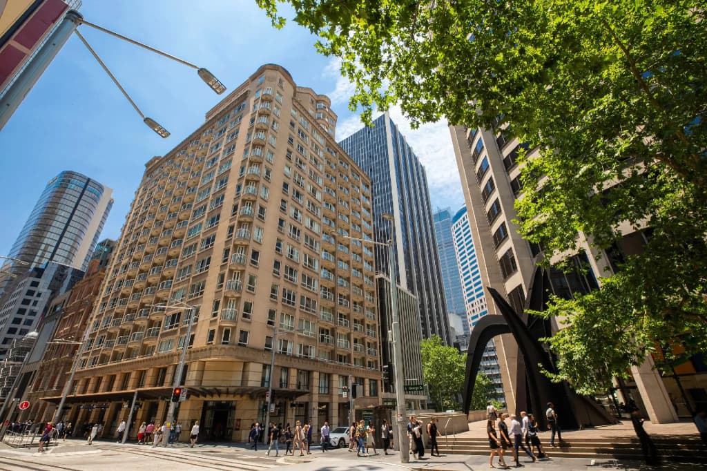 Mantra 2 Bond Street Sydney - photo 18