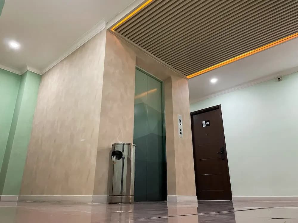 Hin's Hotel - photo 10