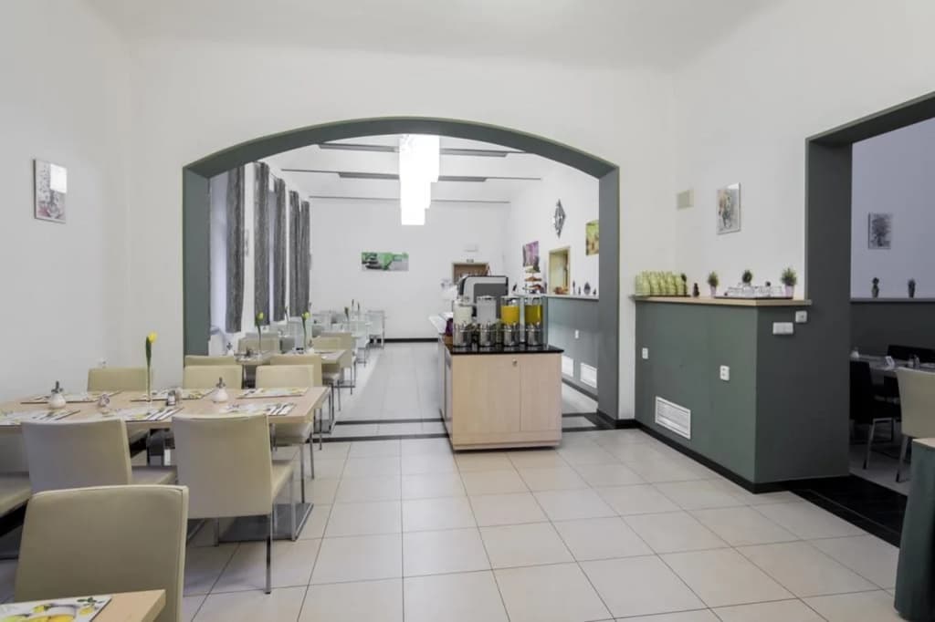 Hotel Pav - photo 20