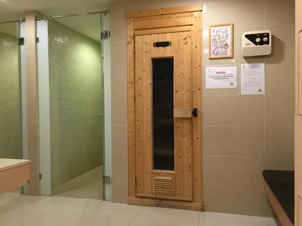 Cozy Studio Walk to BTS Free Wi-Fi Great Location - photo 3