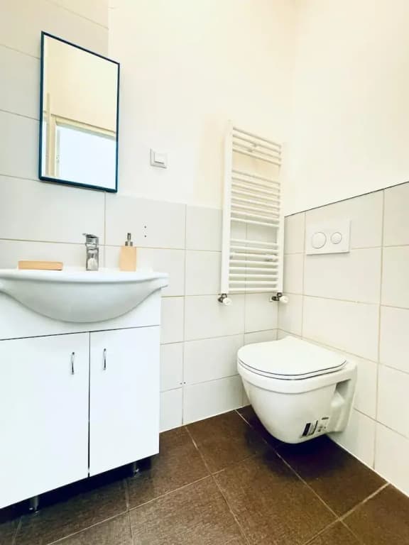 Cozy and Affordable Palace Studio - photo 8