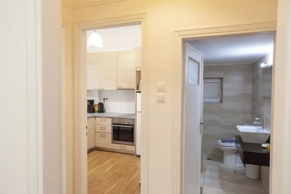 Athenian Fine Flat for 4 - photo 7