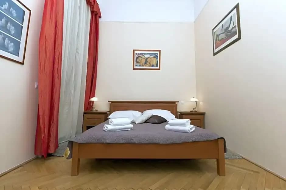 Budapest Bed And Breakfast - photo 7