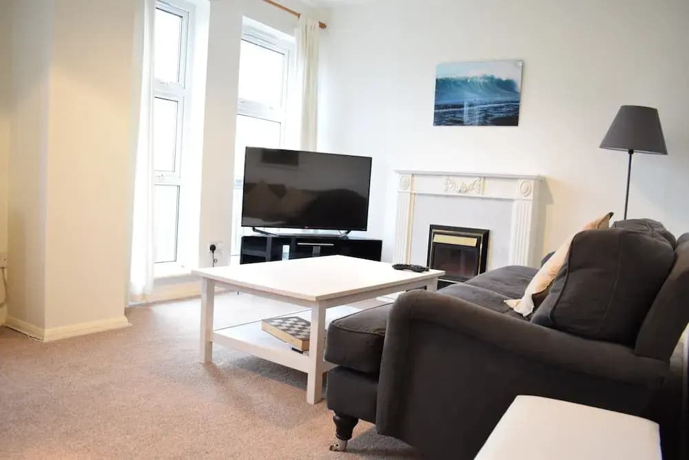 Modern 1 Bedroom Apartment Near London Bridge - main photo
