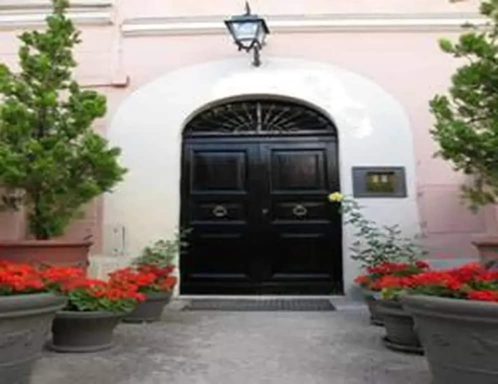 Hton 6 Flat rents Rome - main photo