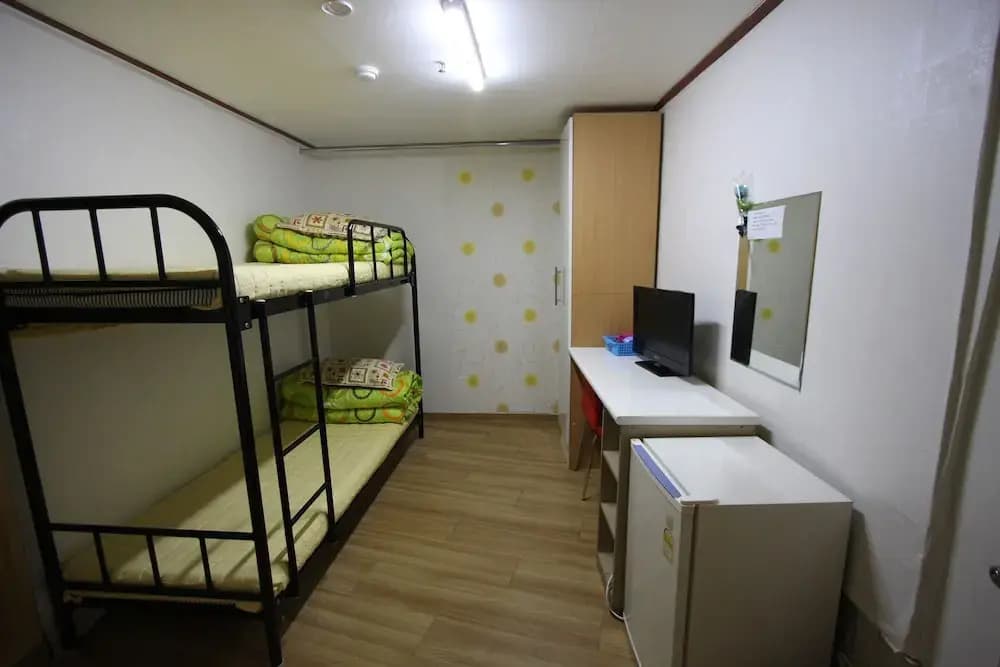 Dongdaemun wellbeing hostel - photo 2