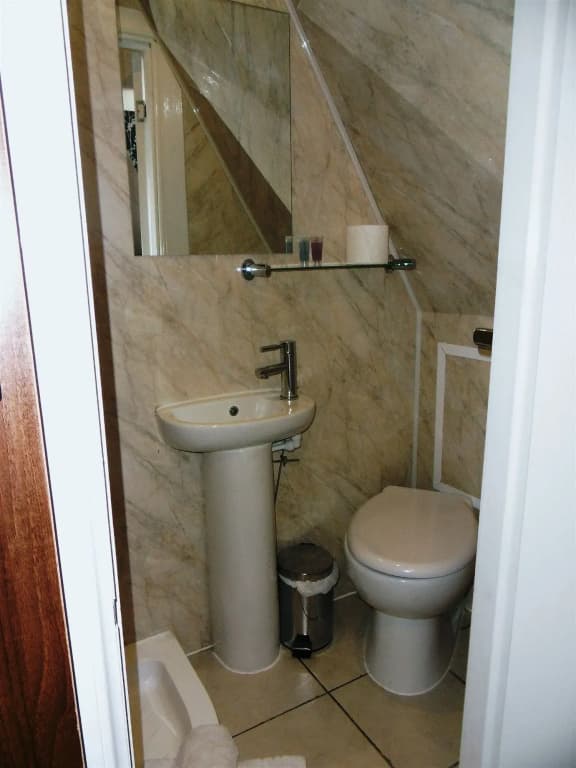 Blossom Guest House - photo 7