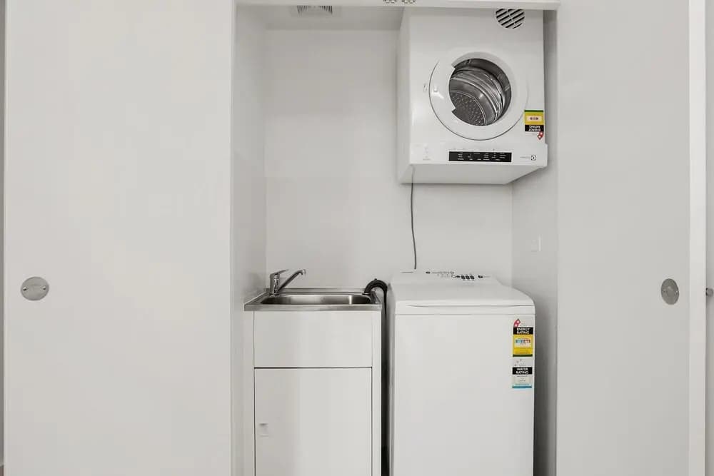 Wyndel Apartments St Leonards 6Atch - photo 5
