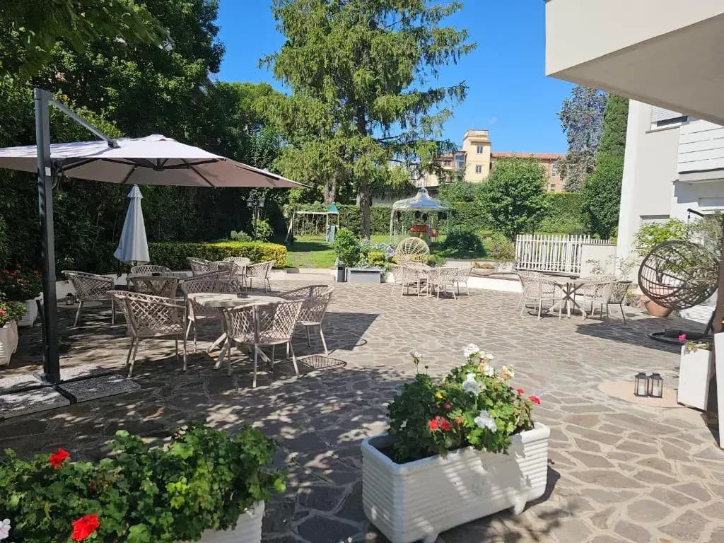 Massimi City Garden Hotel - photo 9
