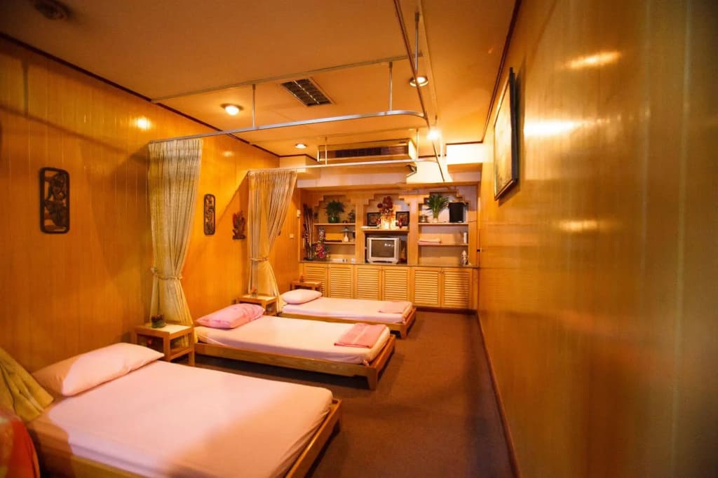 Nana Hotel - photo 5