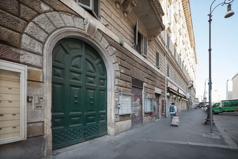 Roma Station House - main photo