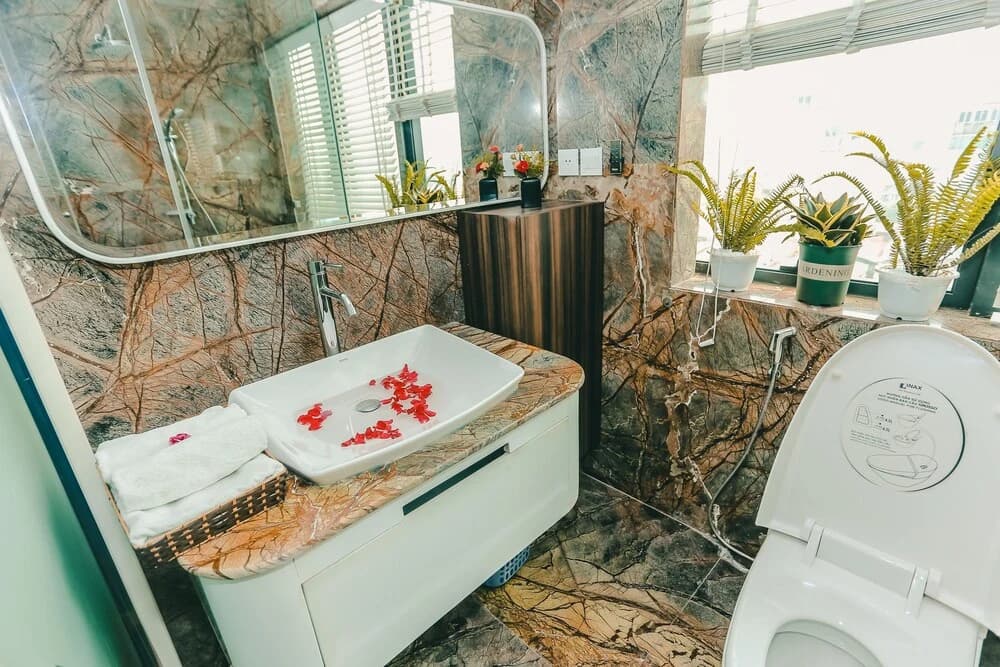 Ficus Suites Apartment - photo 24