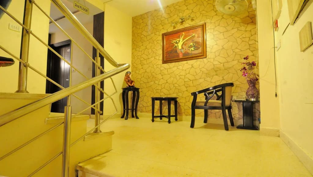 Hotel Aman International at New Delhi Station - photo 14