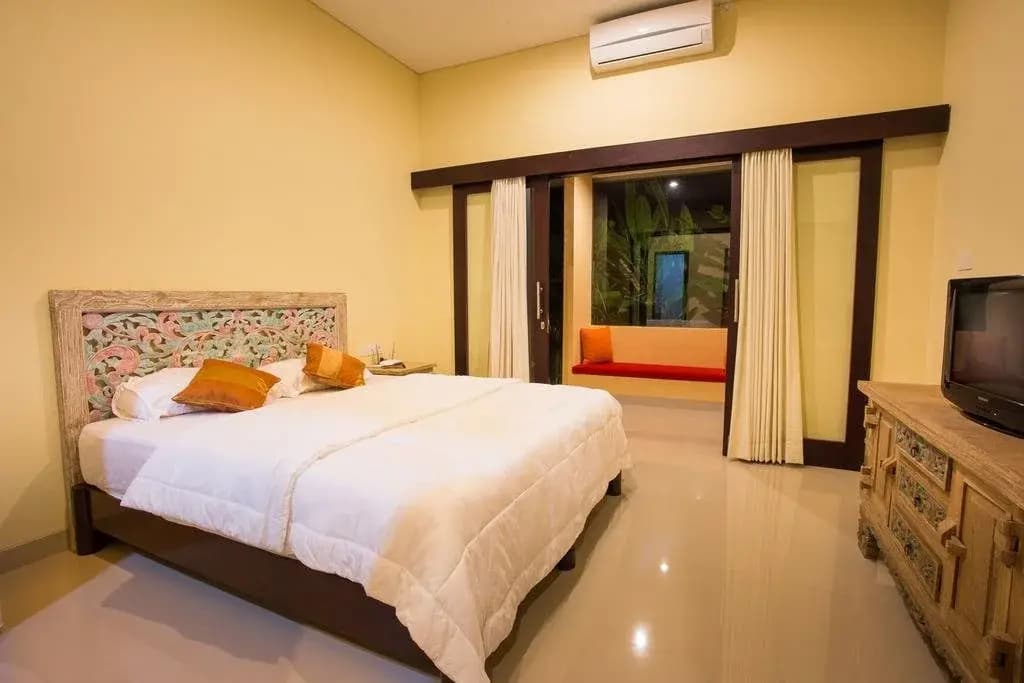 Candra Guest House - photo 10