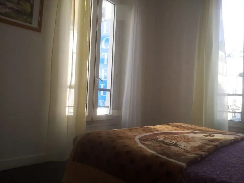 Ideal Hotel - photo 3