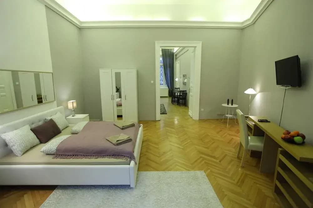 Classic Luxury at Basilica - photo 5